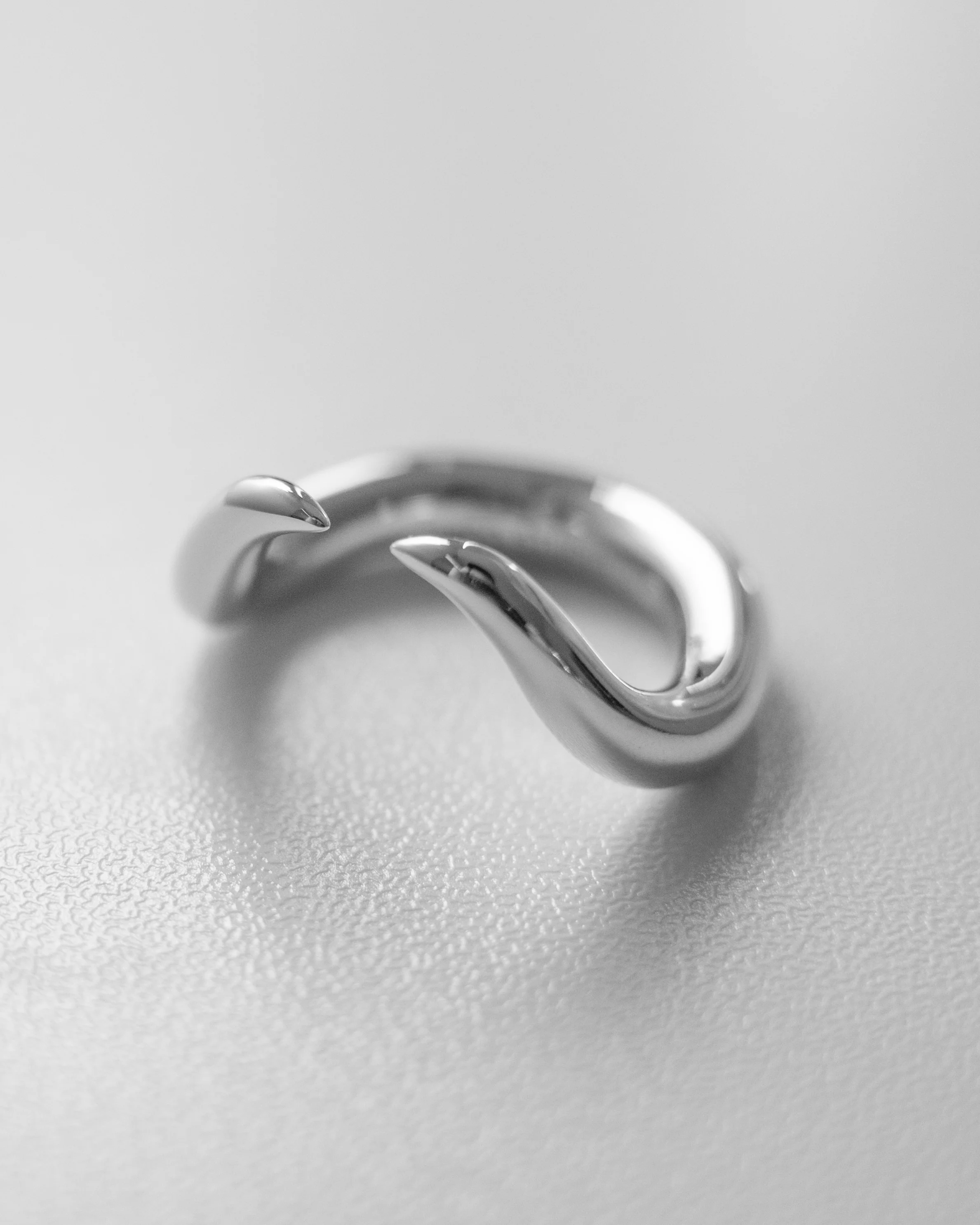 Albedo’s Horn Ring - Sterling Silver - Image 5