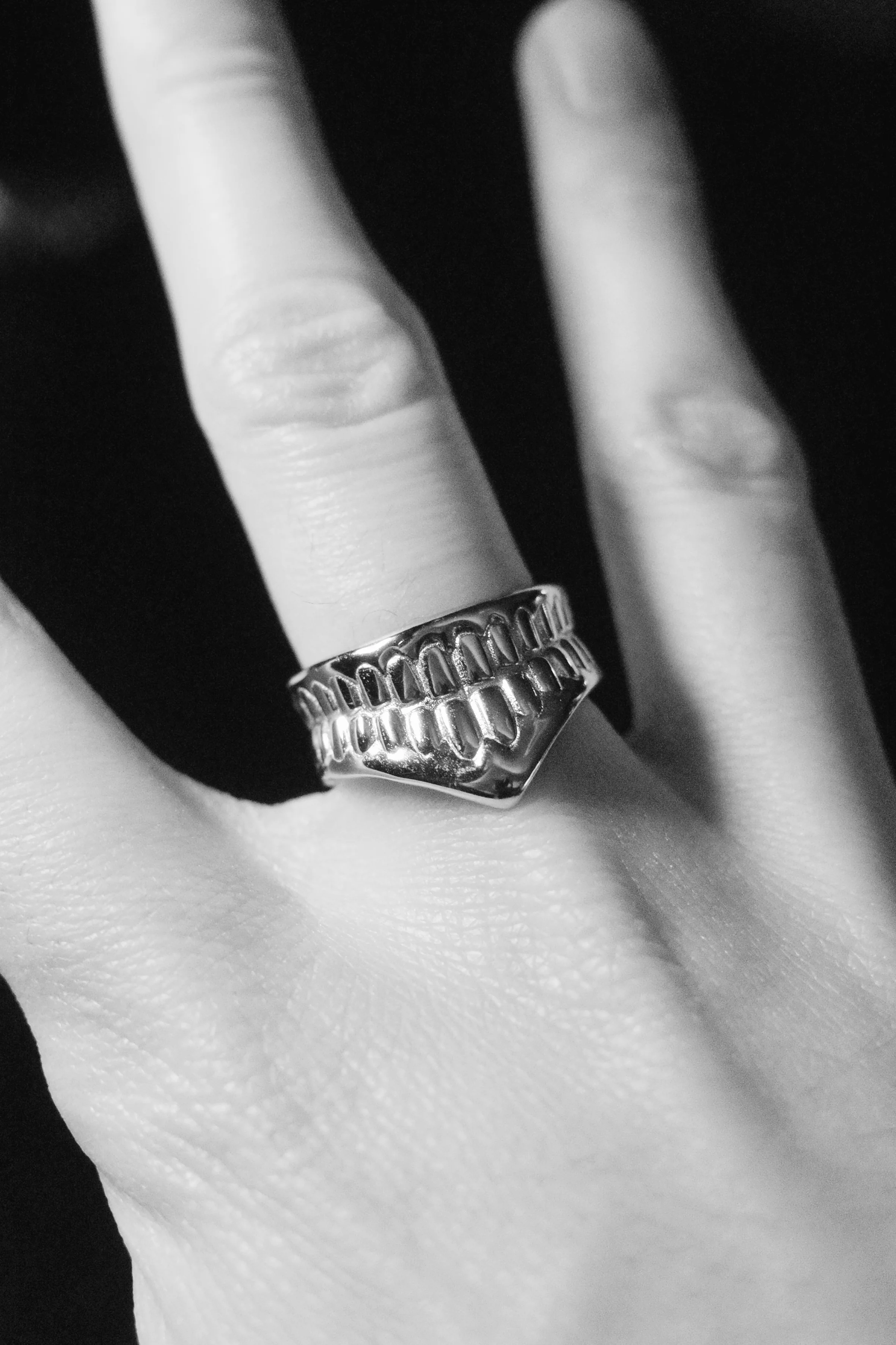 Okarun Mask Ring - Sterling Silver - Image 3
