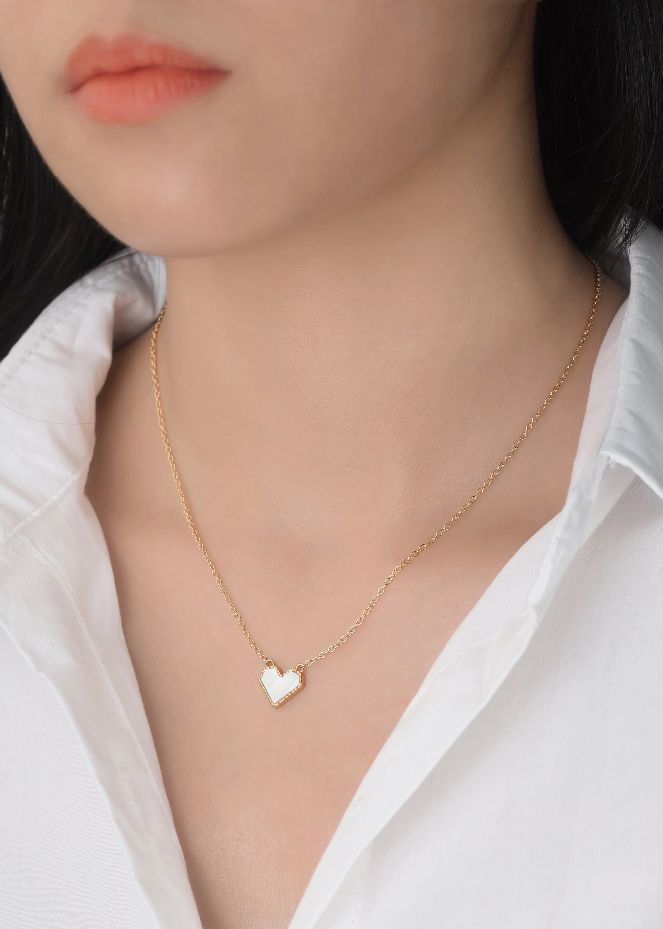 Mother of Pearl Heart Necklace - 14K Gold - Image 2