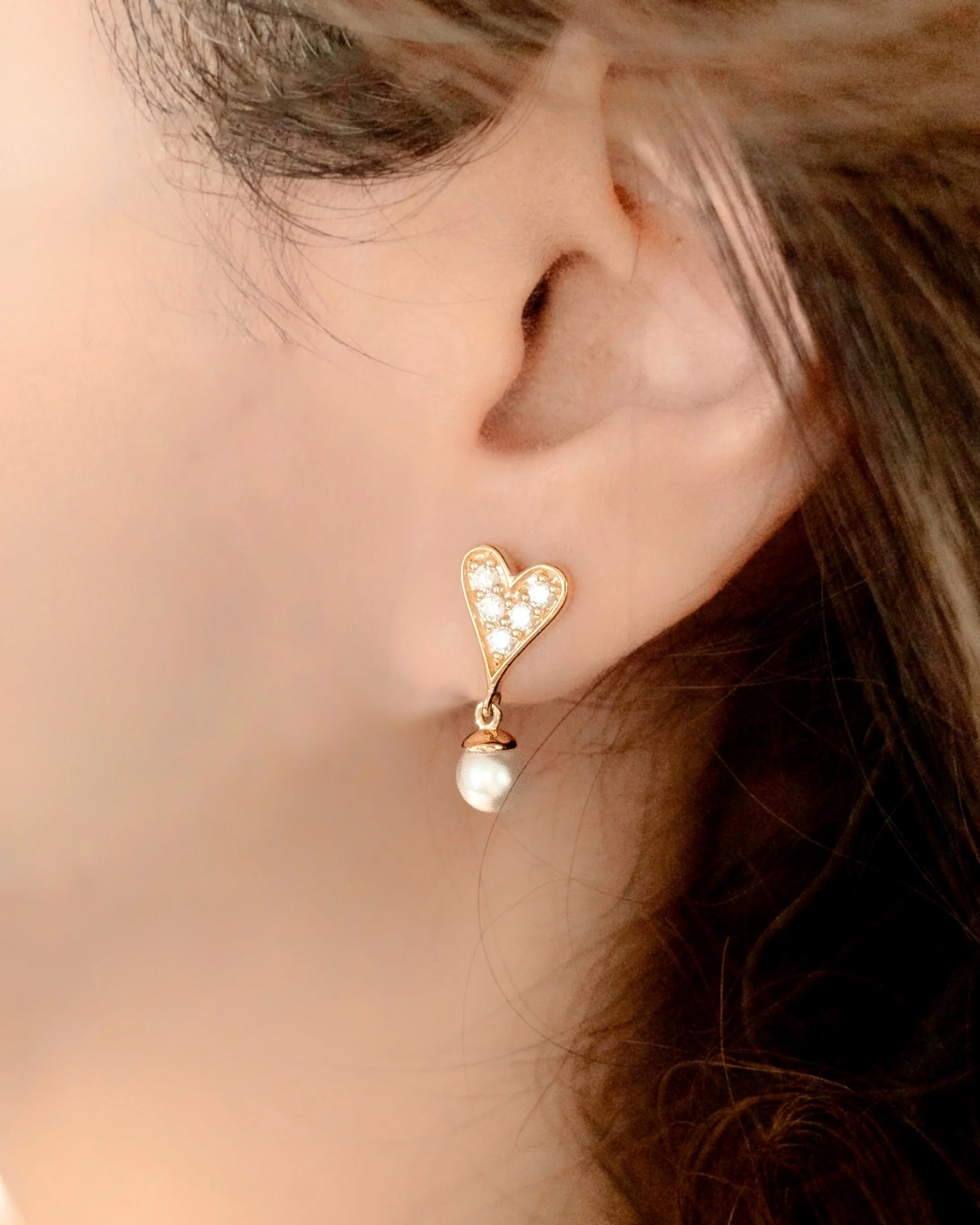 Heart Pearl Earring - 14K Gold - Image 3