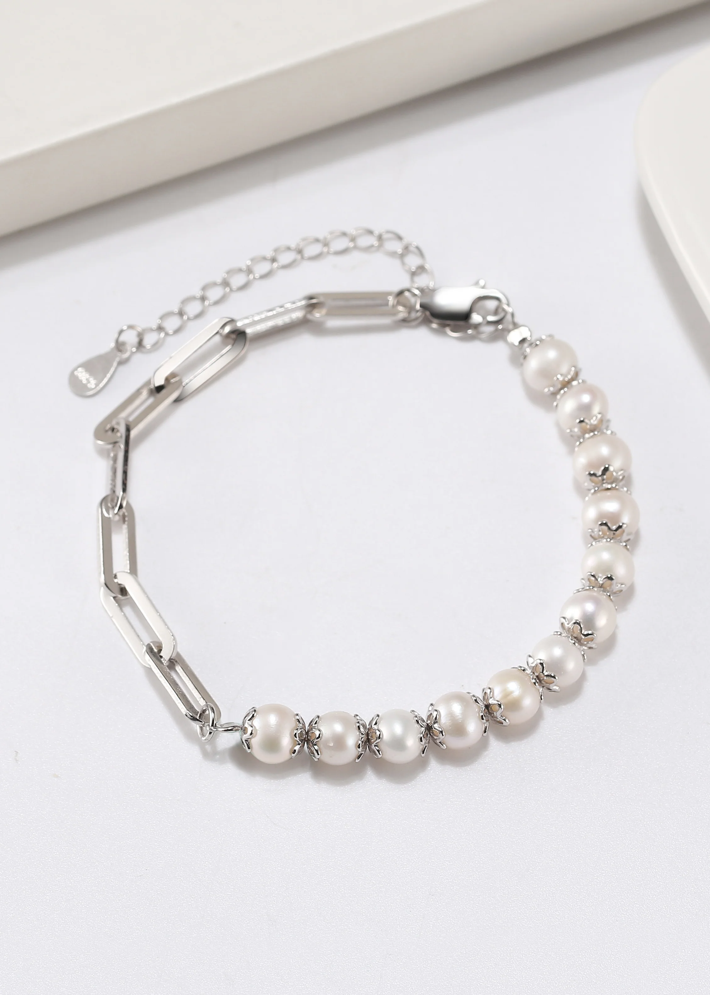 Pearl Clip Bracelet - Sterling Silver/Freshwater Pearl - Image 3